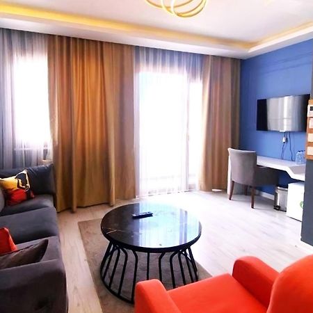 Taksim Leon'S Hotel Istanbul Exterior photo