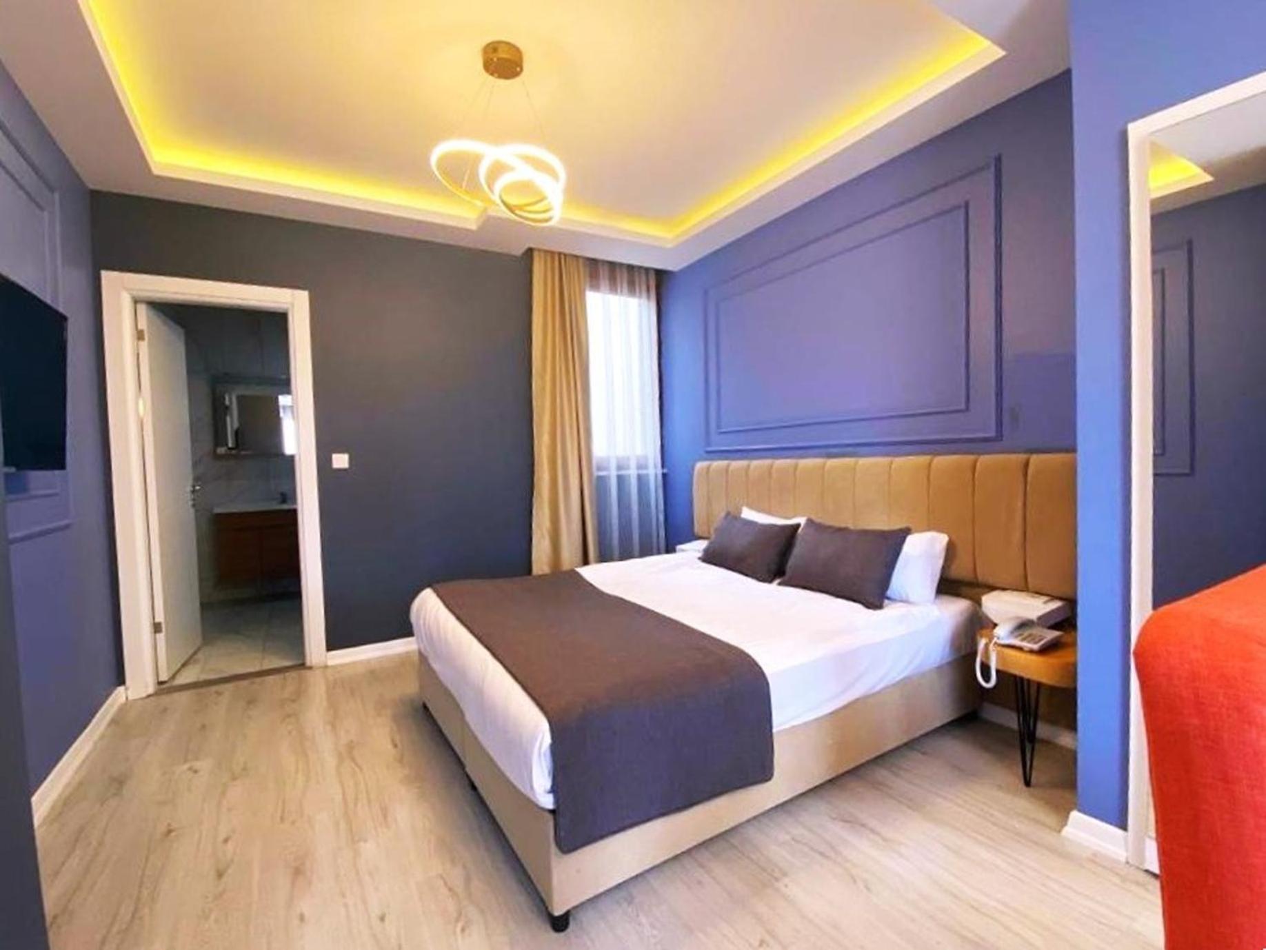 Taksim Leon'S Hotel Istanbul Exterior photo