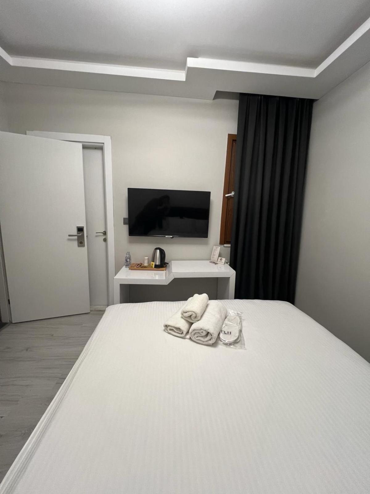 Taksim Leon'S Hotel Istanbul Exterior photo